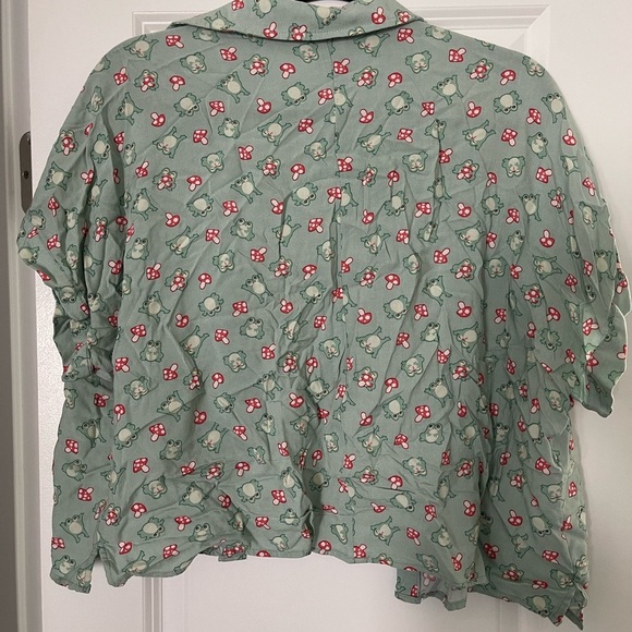Hot Topic Frog Mushroom Button Up Shirt Green Kawaii Y2K Style Sz M - Picture 5 of 6